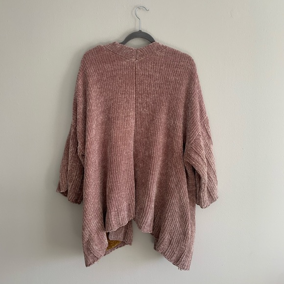 MOTH Blush Chenille Knit Oversized Sweater - Picture 7 of 8
